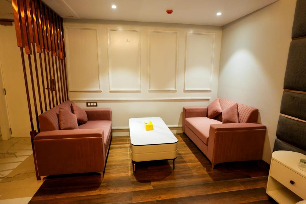 Hotel Adsan Heights Gajraula Экстерьер фото