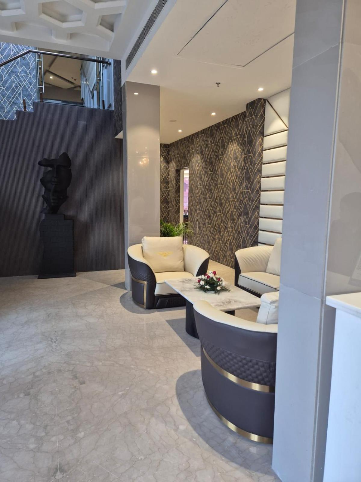 Hotel Adsan Heights Gajraula Экстерьер фото